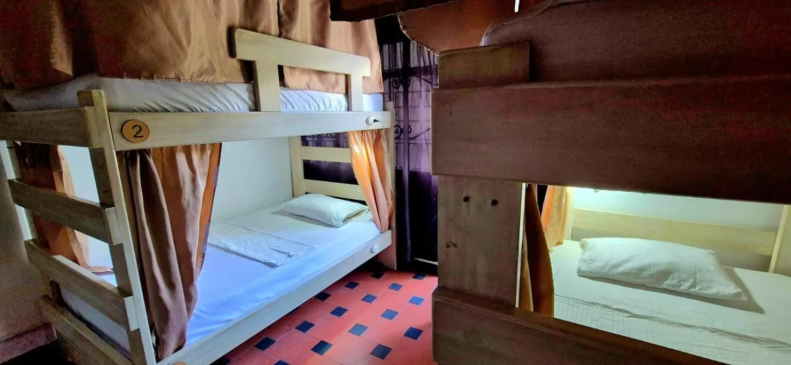 Noah Boutique Hostels ميديلين